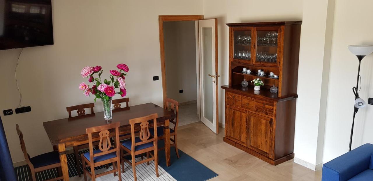 Superattico Con Vista Sul Centro E I Colli Albani Apartment Rom