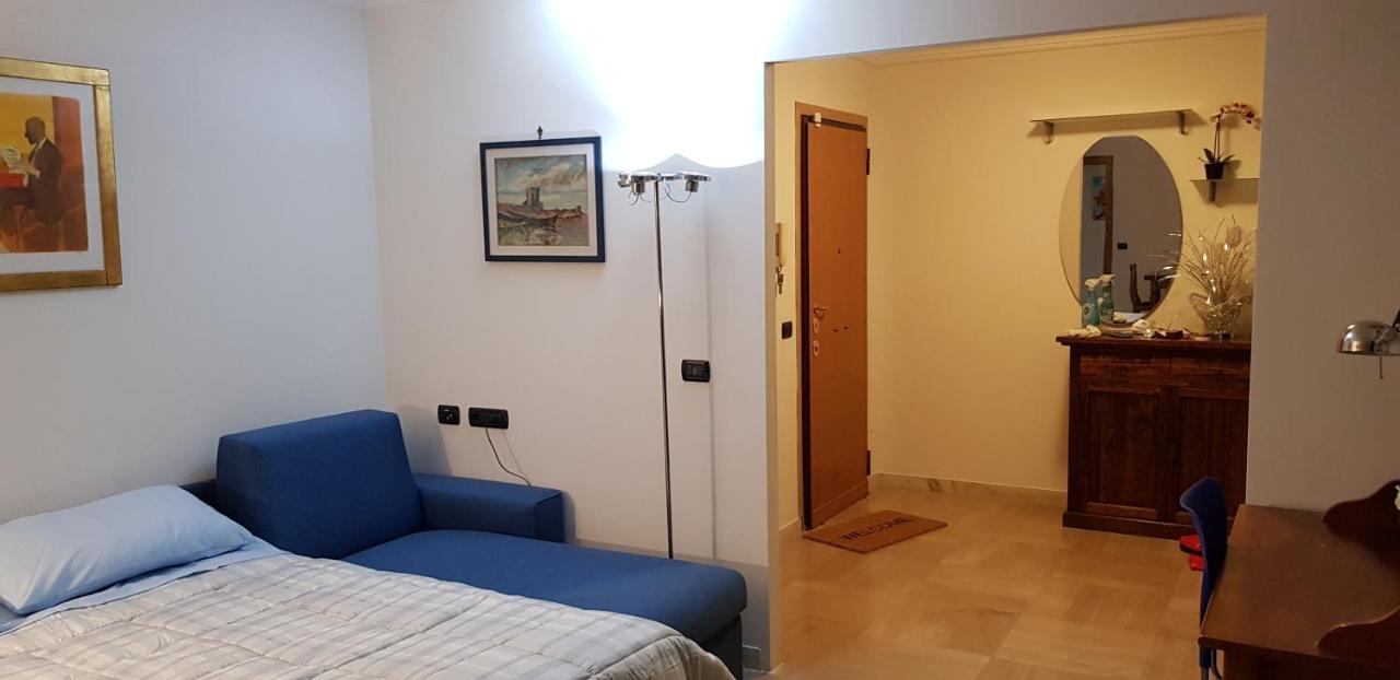 Apartment Superattico Con Vista Sul Centro E I Colli Albani Rom